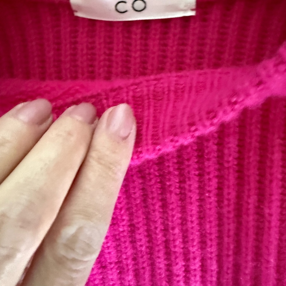 Co Vibrant Pink Ribbed Sweater - Picture 2 of 3